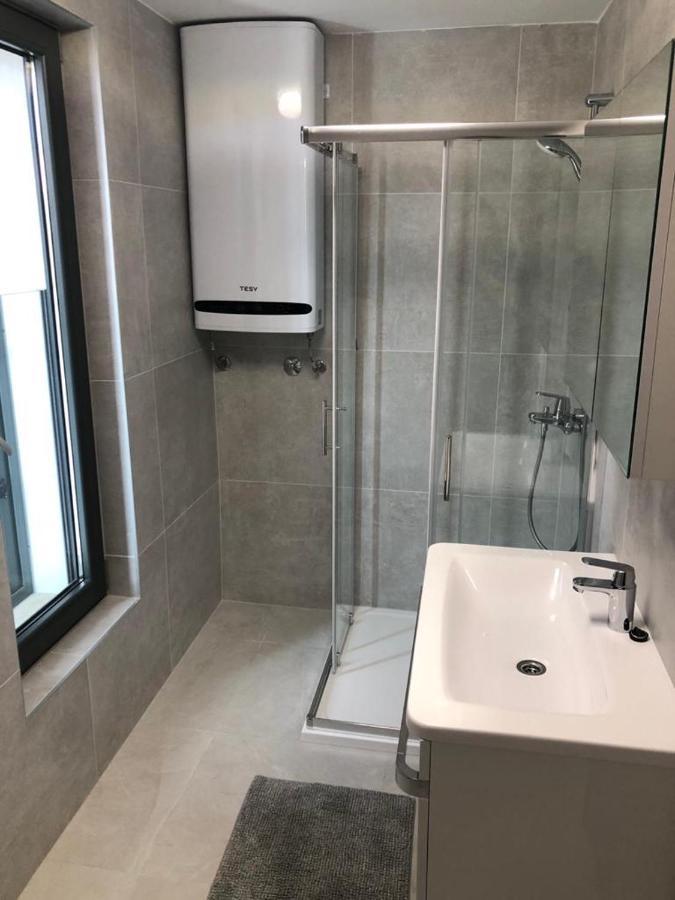 Villa Aquamarine Apartments Novalja Bagian luar foto