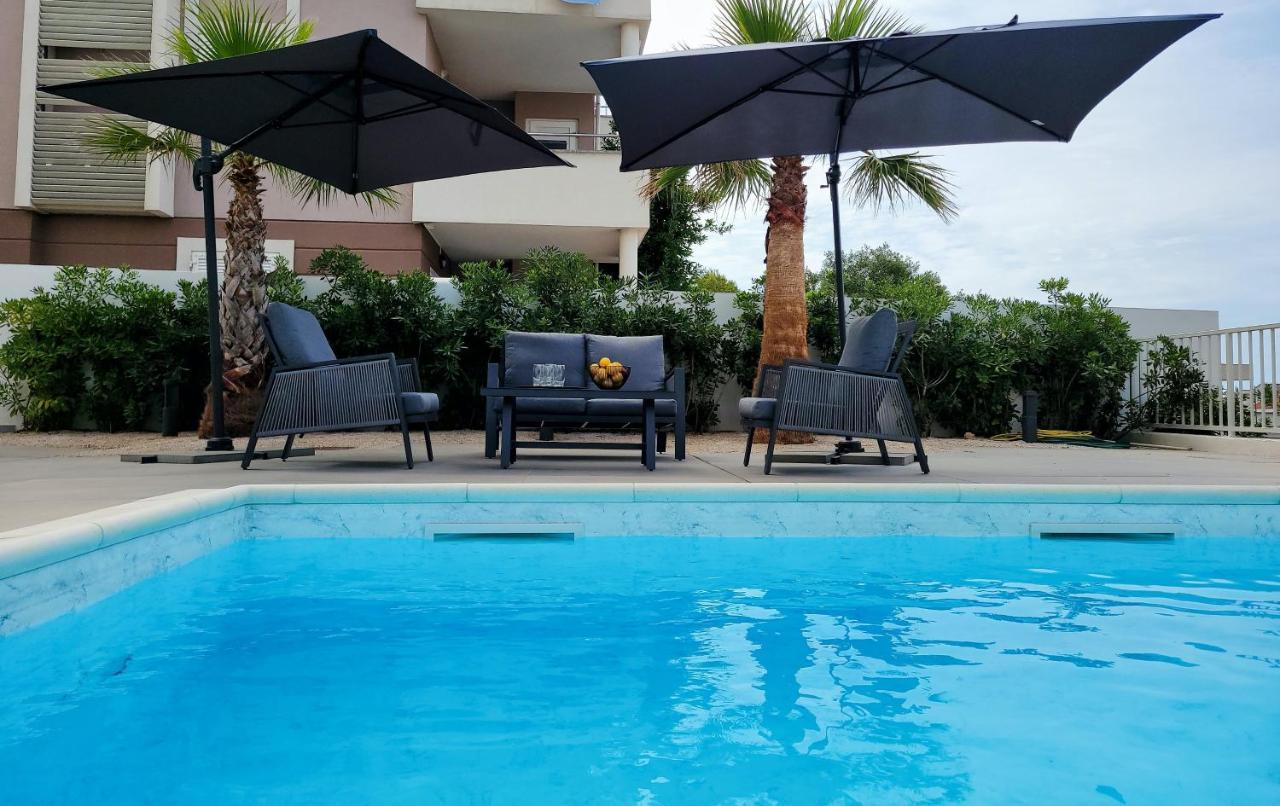 Villa Aquamarine Apartments Novalja Bagian luar foto