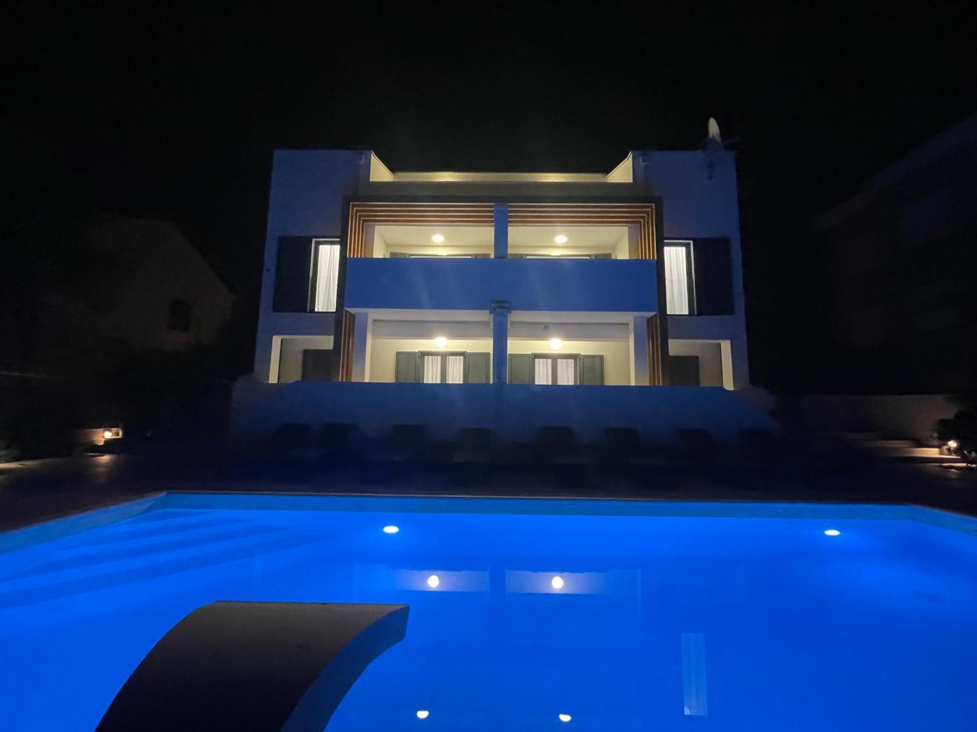 Villa Aquamarine Apartments Novalja Bagian luar foto