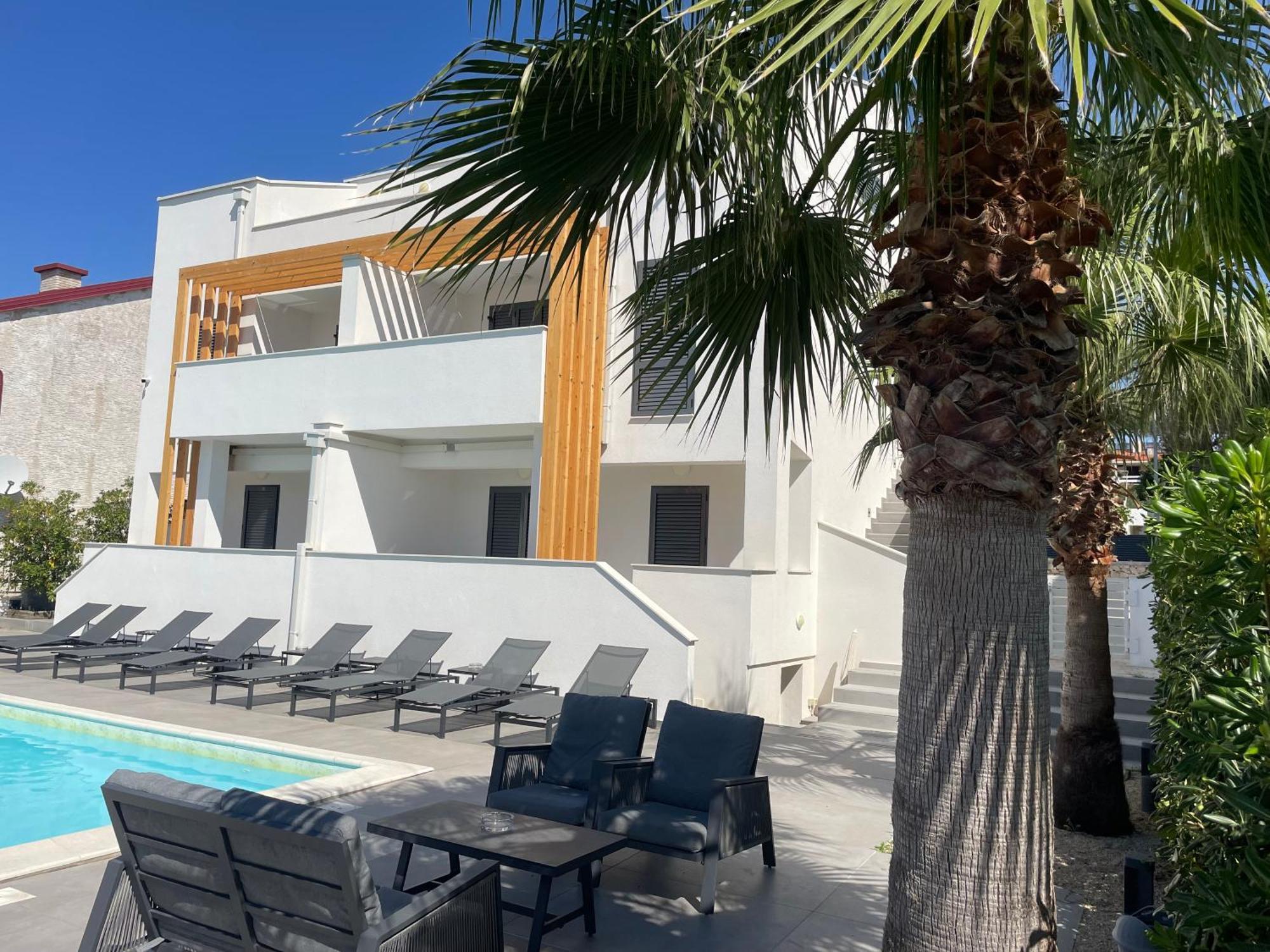 Villa Aquamarine Apartments Novalja Bagian luar foto